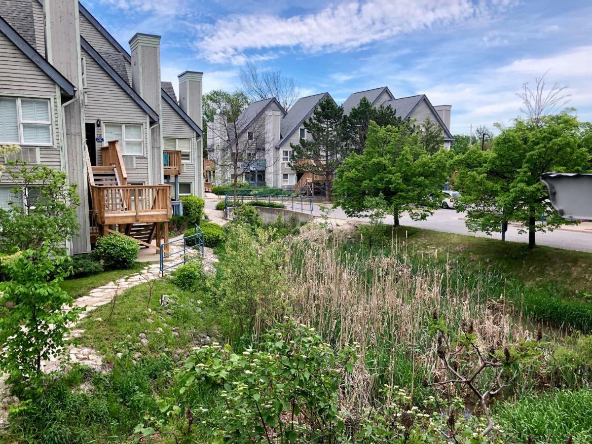 Blue Mountain Apartment บลูเมาเทนส์ ภายนอก รูปภาพ